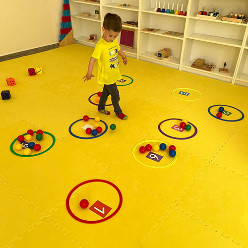 Montessori vzdelávanie Laland
